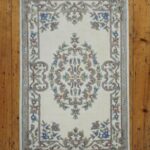 Aubusson 3.6ft x 5.6ft Ivory/Ivory 510a